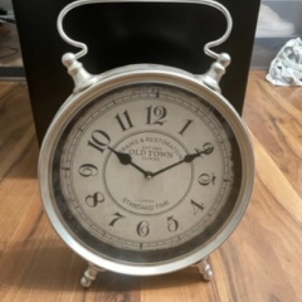 Old Town Analog Clock with Stand Silver Metal